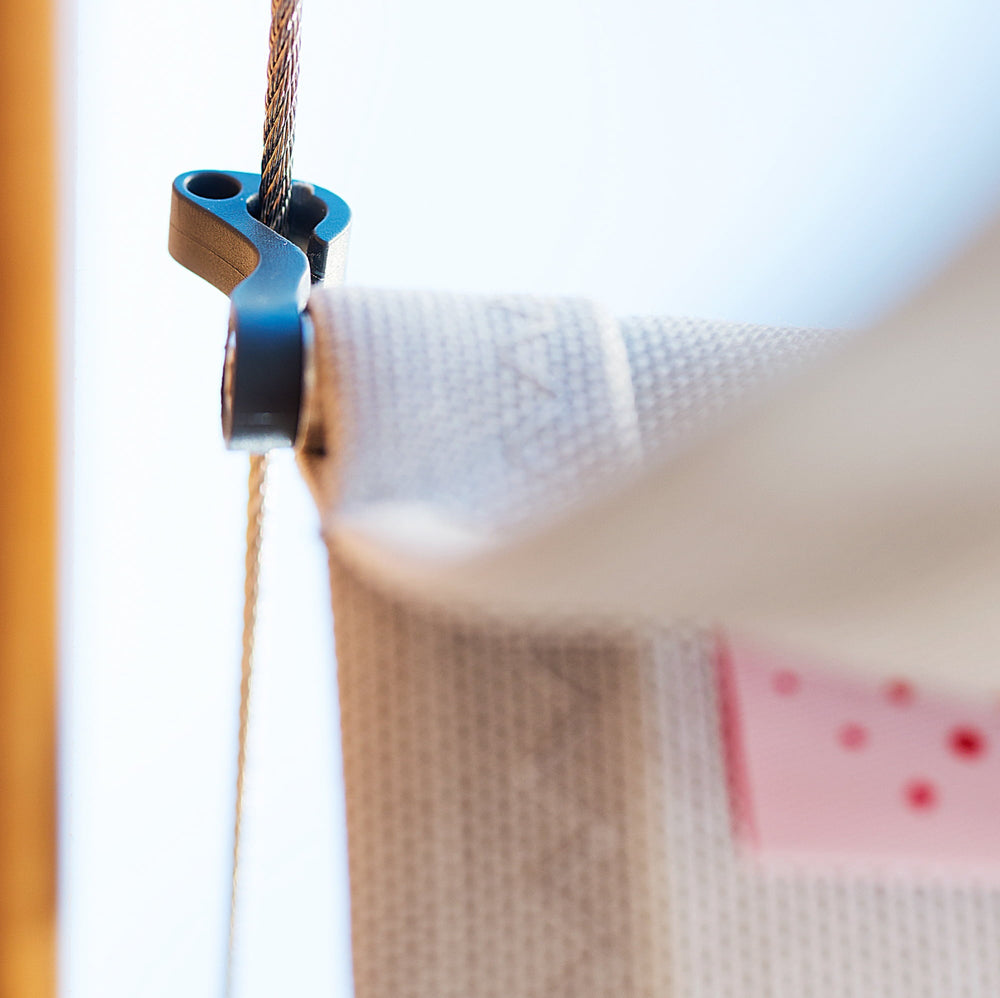 Liebe in jedem Detail zeigt sich bei den Haken aus faserverstärktem UV-Polyamid-das mit kla-ren Konturen uns genauen Radien Präzision sichtbar macht