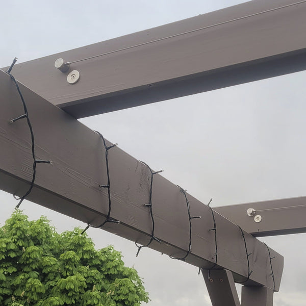 Passgenaue Spannseile sind einer der Vorteile der Pergola-Markise-PSXL von SPANN-MAXXL – passend für Pergolabeschattung in Holz-Pergola