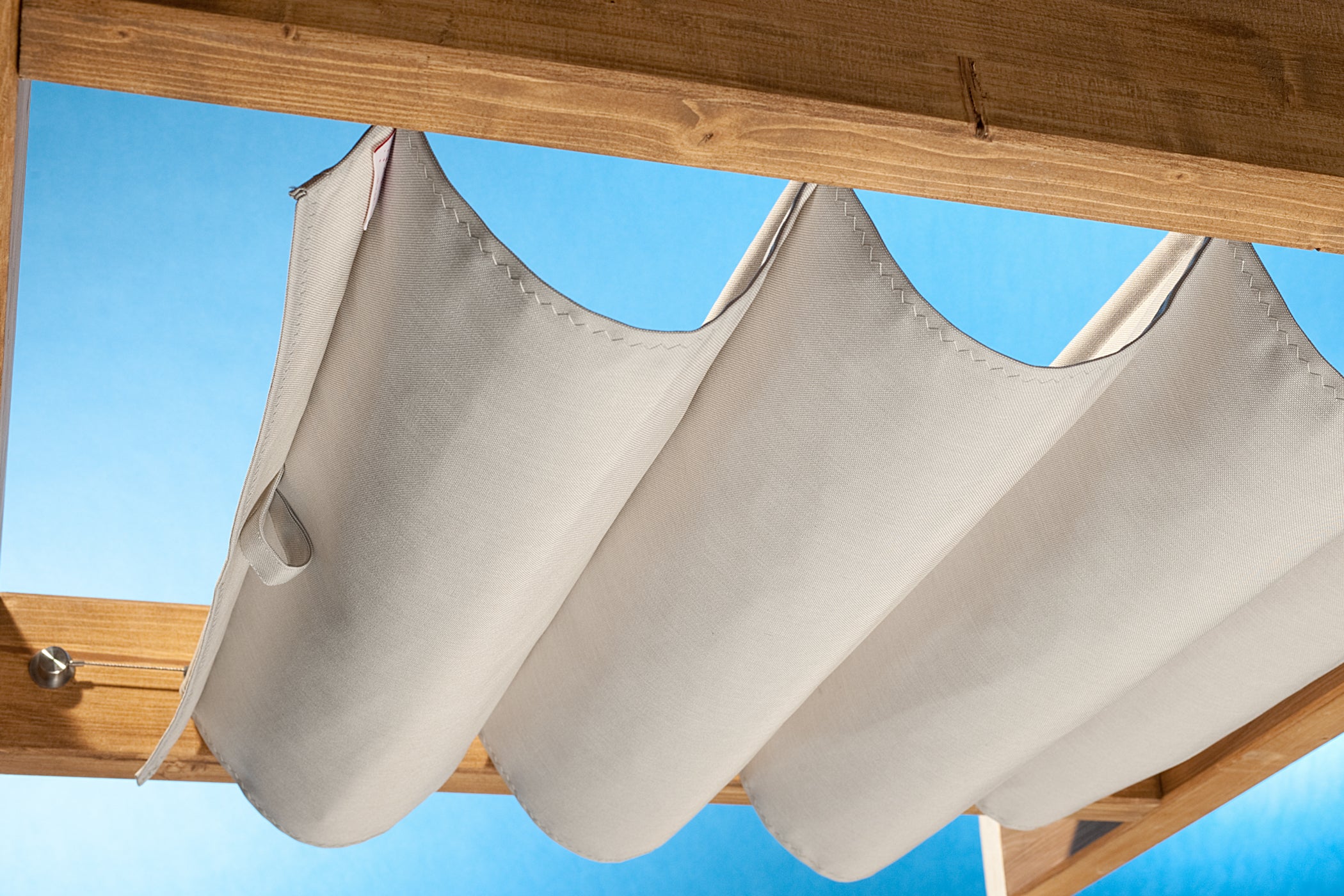 Seilspannmarkise hochwertiges Textil und Zick-Zack-Naht in Manufakturqualität